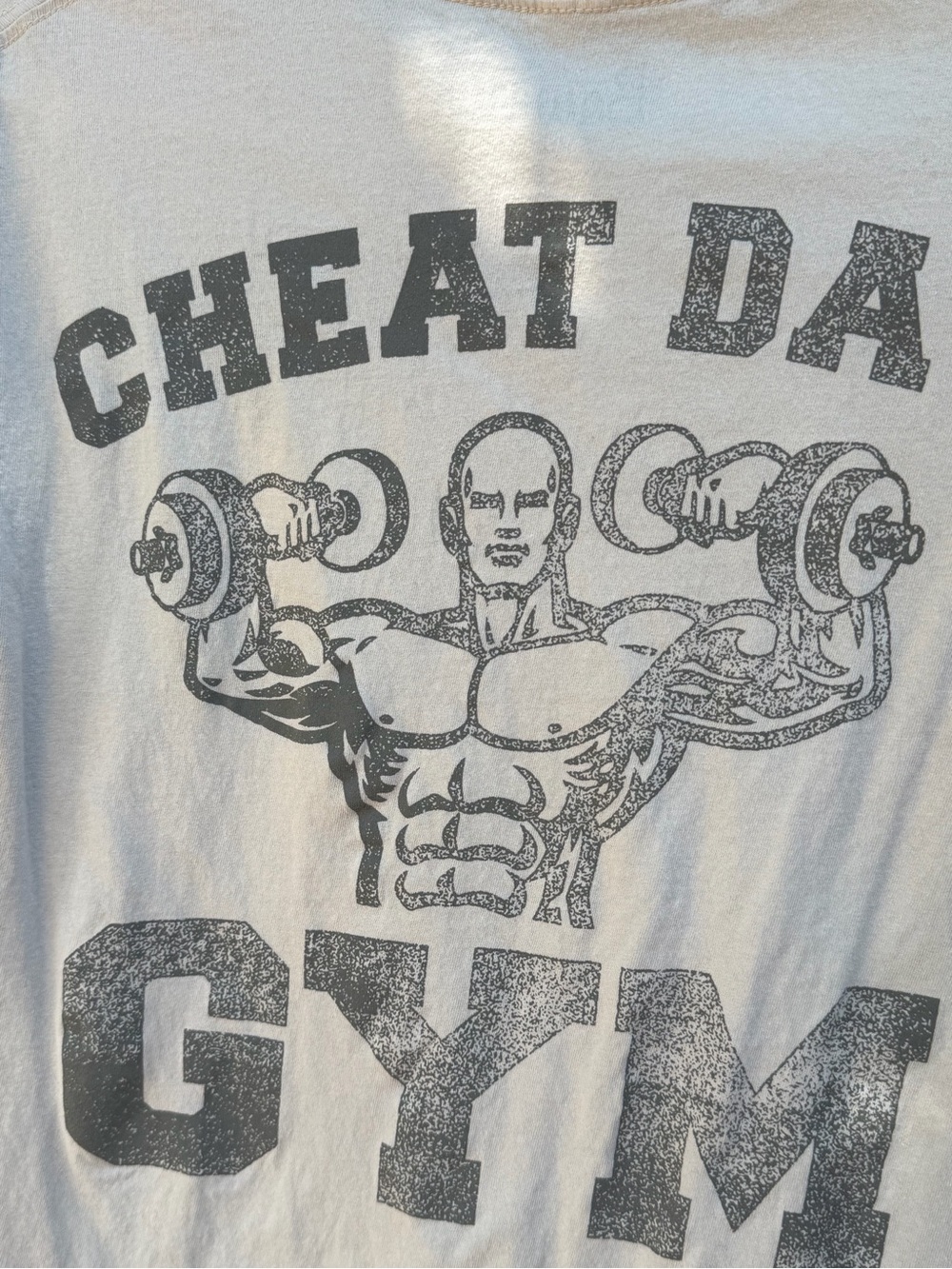 Cheat Day Gym Men's Graphic T-Shirt — white